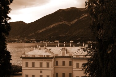 Photography titled "villa bianca" by Lorenzo Corti, Original Artwork, Digital Photography