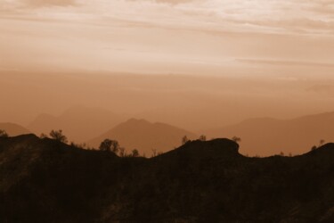 Fotografía titulada "montagna#3" por Lorenzo Corti, Obra de arte original, Fotografía digital