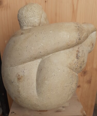 Sculpture titled "Gros culbuto" by Lorette Perret, Original Artwork, Stone