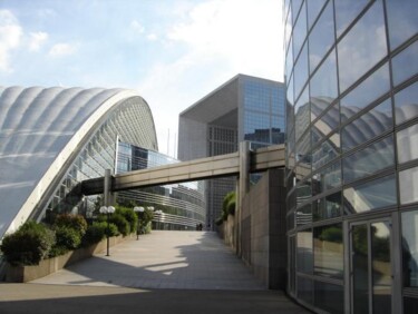 Photography titled "PARIS LA  DEFENSE P…" by Louis Runemberg, Original Artwork