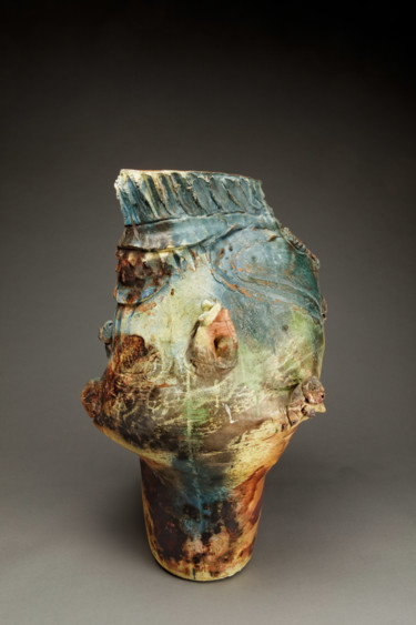 Sculpture titled "Indignez Vous" by Loul Combres, Original Artwork, Ceramics
