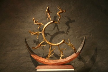 Sculpture titled "Wheel of life" by Michael Cañadas, Original Artwork, Bronze