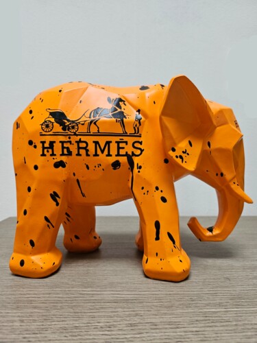 Skulptur mit dem Titel "Hermēs Elephant" von Luana Muntoni (MunLu), Original-Kunstwerk, Sprühfarbe