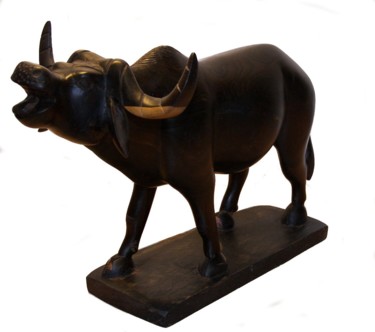 Sculpture titled "Le buffle" by Luc Lavroff, Original Artwork, Wood