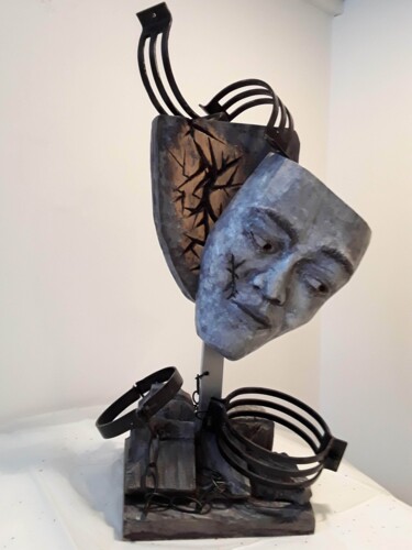 Skulptur mit dem Titel "Tragédie des enfant…" von Lucien-Carol Proulx, Original-Kunstwerk, Holz