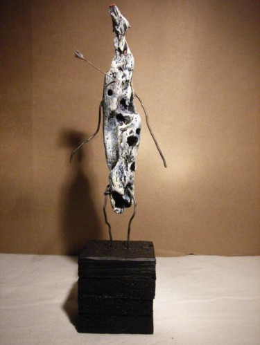 Sculpture intitulée "l'ours blessé" par Ludo- Creation, Œuvre d'art originale