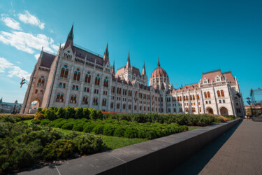 Photographie intitulée "Parlement de Budape…" par Lugdivine Borello, Œuvre d'art originale, Photographie numérique