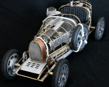 Γλυπτική με τίτλο "Bugatti Type 35B" από Luigi Lupini, Αυθεντικά έργα τέχνης, Μέταλλα