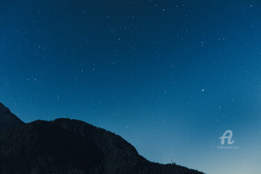 Fotografia intitolato "Starry night sky in…" da Luigi Veggetti, Opera d'arte originale, Fotografia digitale