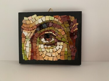 Sculpture titled "split eye" by Luisa Fari, Original Artwork, Mosaic