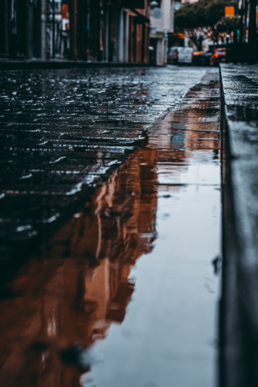 Фотография под названием "Wet road 2" - Andrey Lukovnikov, Подлинное произведение искусства, Цифровая фотография