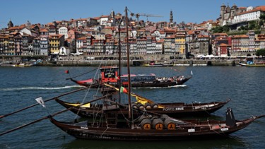 Photographie intitulée "Barcos Rabelos" par Marco António, Œuvre d'art originale