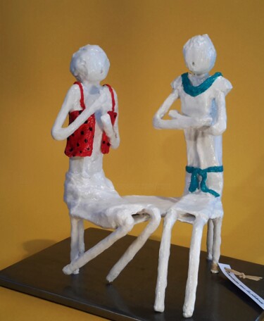 Sculpture intitulée "Discussion-sous-les…" par M.Ou Mme Rajot Jean Louis, Œuvre d'art originale, Résine