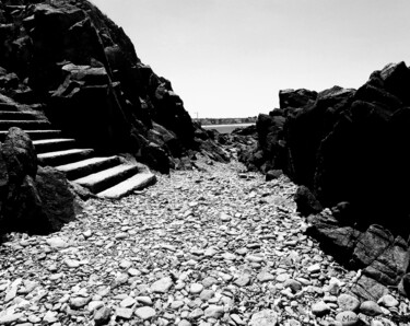 Photographie intitulée "Stone way" par Maak Bran, Œuvre d'art originale, Photographie numérique