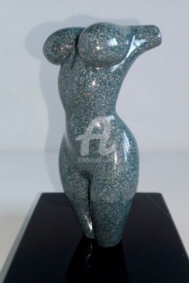 Sculpture titled "1GREY-GREEN GIRL2 O…" by Maas Tiir, Original Artwork, Resin