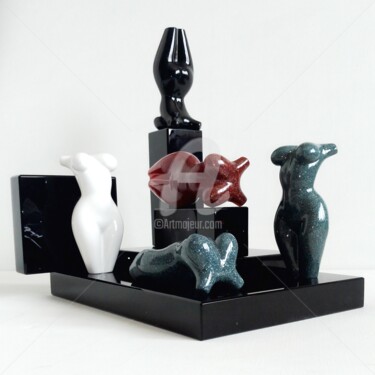 Sculpture titled "5GIRLS2 DIFFERENT O…" by Maas Tiir, Original Artwork, Resin