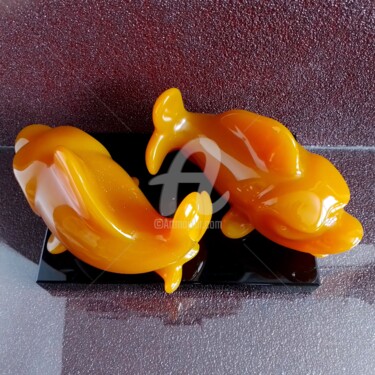 Sculpture titled "2YELLOW FISH2 HORIZ…" by Maas Tiir, Original Artwork, Resin