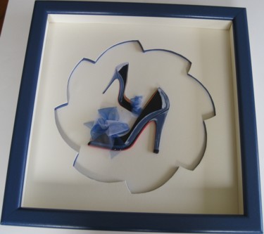 Artisanat intitulée "chaussures 3 "Loubo…" par Mad, Œuvre d'art originale