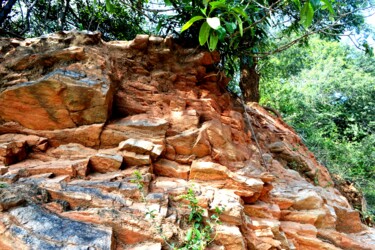 Fotografia intitolato "Rock" da Mariska Ma Veepilaikaliyamma, Opera d'arte originale