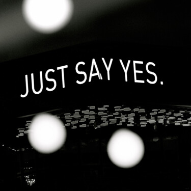 Photographie intitulée "Yes" par Magali Asselin, Œuvre d'art originale, Photographie numérique