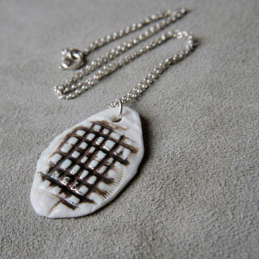 设计 标题为“Checkered porcelain” 由Decorella, 原创艺术品, 首饰