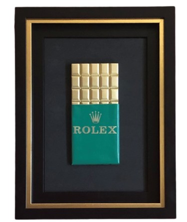 Skulptur mit dem Titel "Chocolate Box Rolex" von Mahëlle, Original-Kunstwerk, Acryl Auf Andere starre Platte montiert