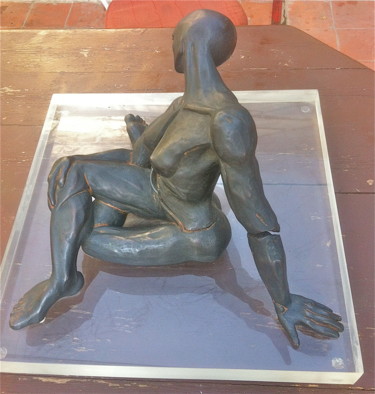 Sculpture titled "dressing4diner" by Majd, Original Artwork, Bronze