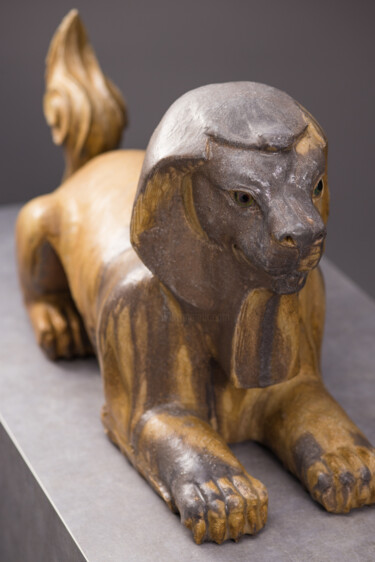 Escultura titulada "Guardian Lion Deity" por Makimasa Imai, Obra de arte original, Cerámica