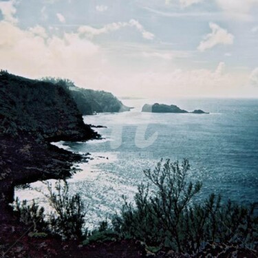 Photography titled "Grande Anse" by Mama Oursa, Original Artwork