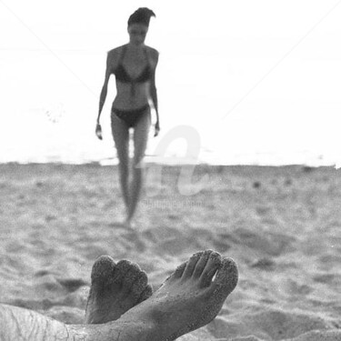 Photographie intitulée "Coco Beach" par Mama Oursa, Œuvre d'art originale