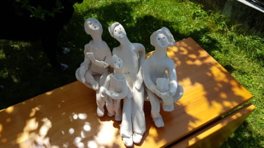 Sculpture titled "jamais sans nous" by Tiny Morel, Original Artwork