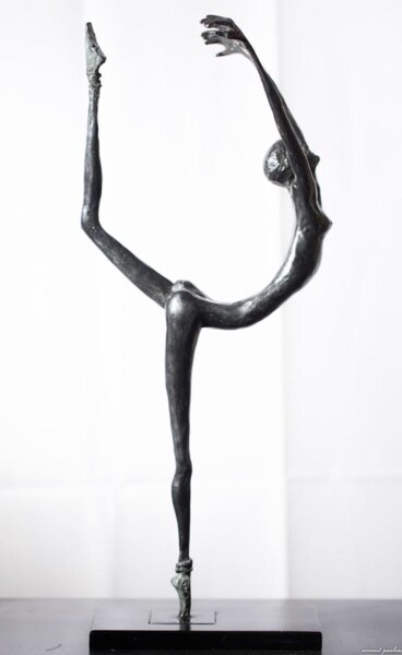 Sculpture intitulée "La Danseuse" par Manoyan, Œuvre d'art originale, Bronze