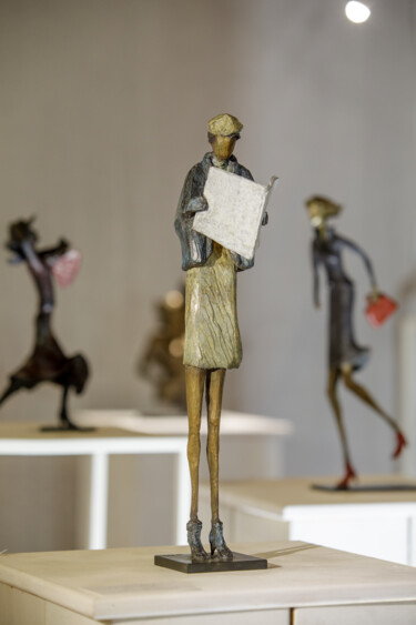 Скульптура под названием "La lectrice" - Manoyan, Подлинное произведение искусства, Бронза