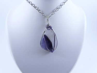 Design intitulée "Collier,pendentif a…" par Manuèle Derreumaux, Œuvre d'art originale, Colliers
