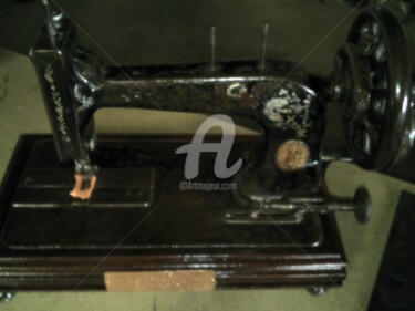 Artesanato intitulada "Máquina de costura…" por M.Rocha, Obras de arte originais