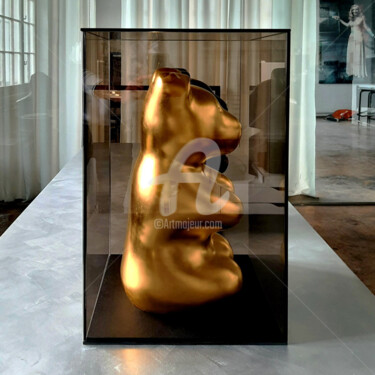 Escultura titulada "JellyPoolBear 24K G…" por Manuel W. Stepan, Obra de arte original, Plástico