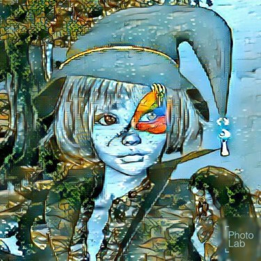 Photographie intitulée "Petite fille transf…" par Florence Castelli  Flofloyd, Œuvre d'art originale