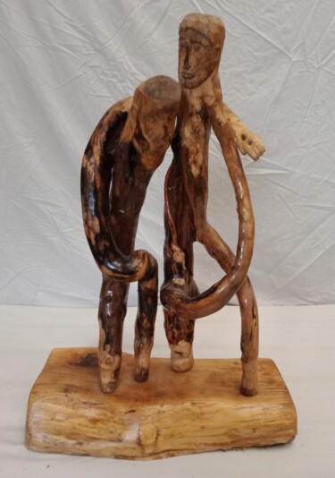 Sculpture titled "Les vieux amants" by Marbthogui, Original Artwork, Wood