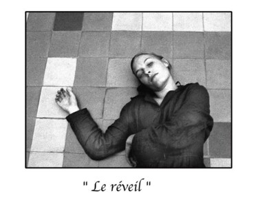 Photographie intitulée "Le réveil (chapitre…" par Marc Acquaviva, Œuvre d'art originale
