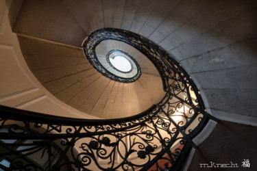 Fotografía titulada "escalier design" por Marc Knecht Photographe, Obra de arte original, Fotografía no manipulada