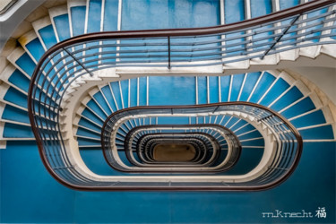 Fotografie mit dem Titel "Escalier design" von Marc Knecht Photographe, Original-Kunstwerk, Nicht bearbeitete Fotografie