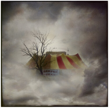 Φωτογραφία με τίτλο "Circus - 2/3" από Marc Paraskeva, Αυθεντικά έργα τέχνης, Χειρισμένη φωτογραφία Τοποθετήθηκε στο Χαρτόνι