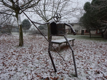 Skulptur mit dem Titel "Humanité En Marche…" von Marc Terrade, Original-Kunstwerk, Metalle