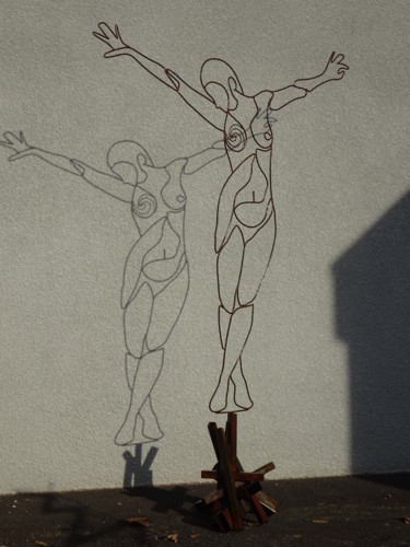 Escultura titulada "Leia" por Marc Terrade, Obra de arte original, Metales