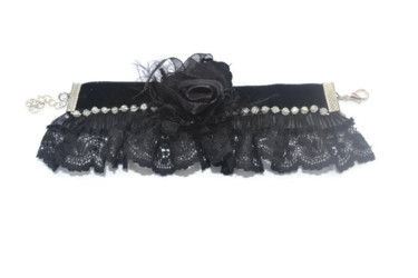 Bracelet style steampunk / bracelet dentelle noire Artisanat intitulée "Bracelet style stea…" par Nathalie Marchal, Œuvre d'art originale, Bracelets