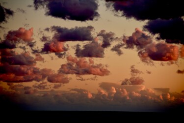 Photographie intitulée "nuvole al tramonto" par Marco Di Francisca, Œuvre d'art originale, Photographie numérique