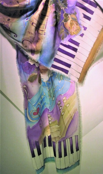 Textile Art titled "Scarf - painted on…" by Margarita Okołot, Original Artwork, Fabric