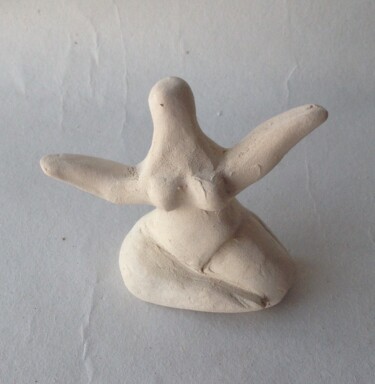 Скульптура под названием "Θέα γονιμότητας" - Margia Tasanataki, Подлинное произведение искусства, Керамика