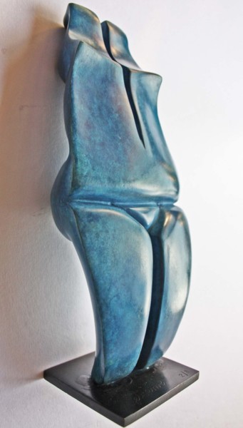 Sculpture intitulée "petite-callipyge-es…" par Maria Elena Thiery, Œuvre d'art originale, Métaux
