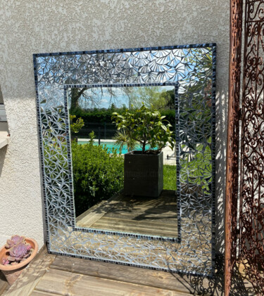 Sculptuur getiteld "Miroir magique" door Maria Mosaics, Origineel Kunstwerk, Mozaïek Gemonteerd op Houten paneel